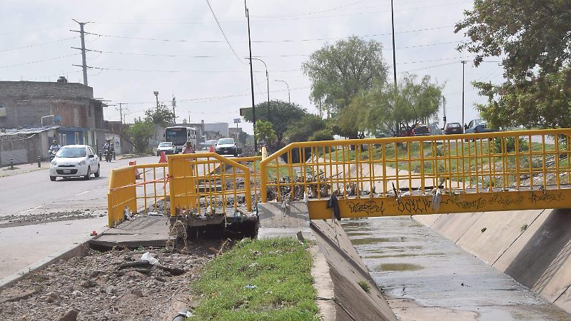 F CARMONA HUNDIMIENTO TIMOTEO OBRA